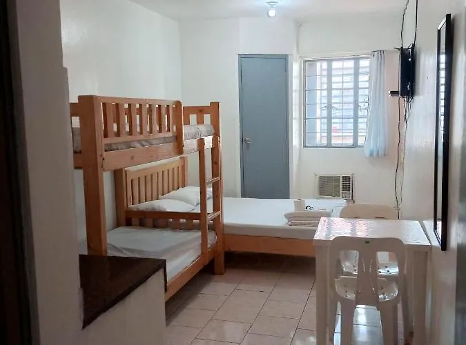 Frank Lloyd Apartelle Manille