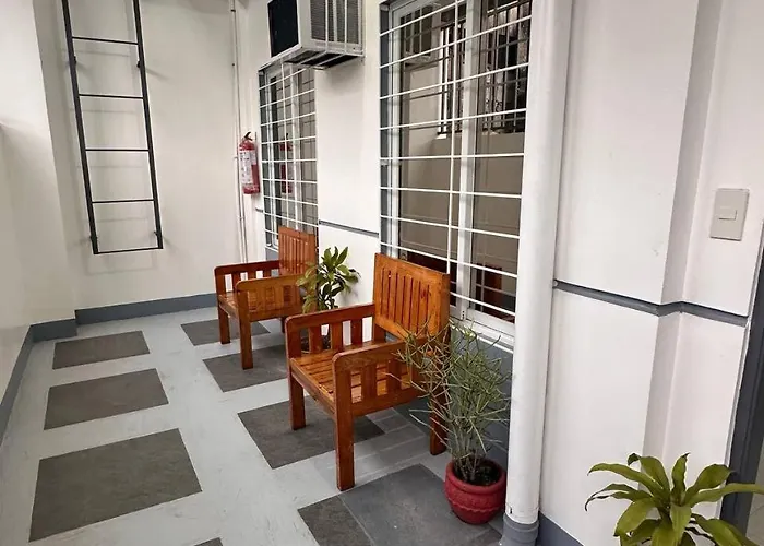 Appartement Frank Lloyd Apartelle Manille