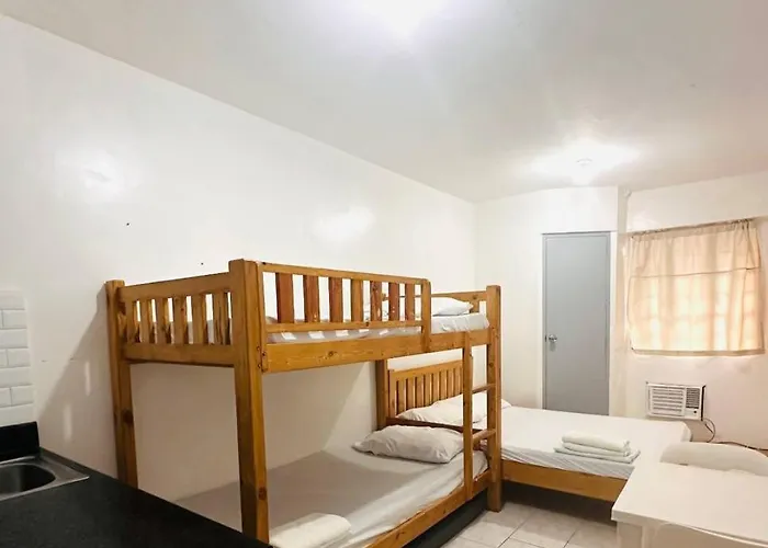 Frank Lloyd Apartelle Manille