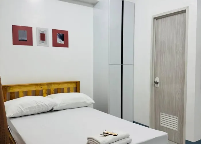 Frank Lloyd Apartelle Manille